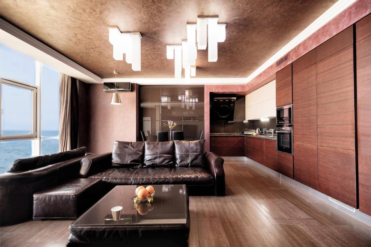 Panoramic Plaza Apartments Odesa Exterior photo