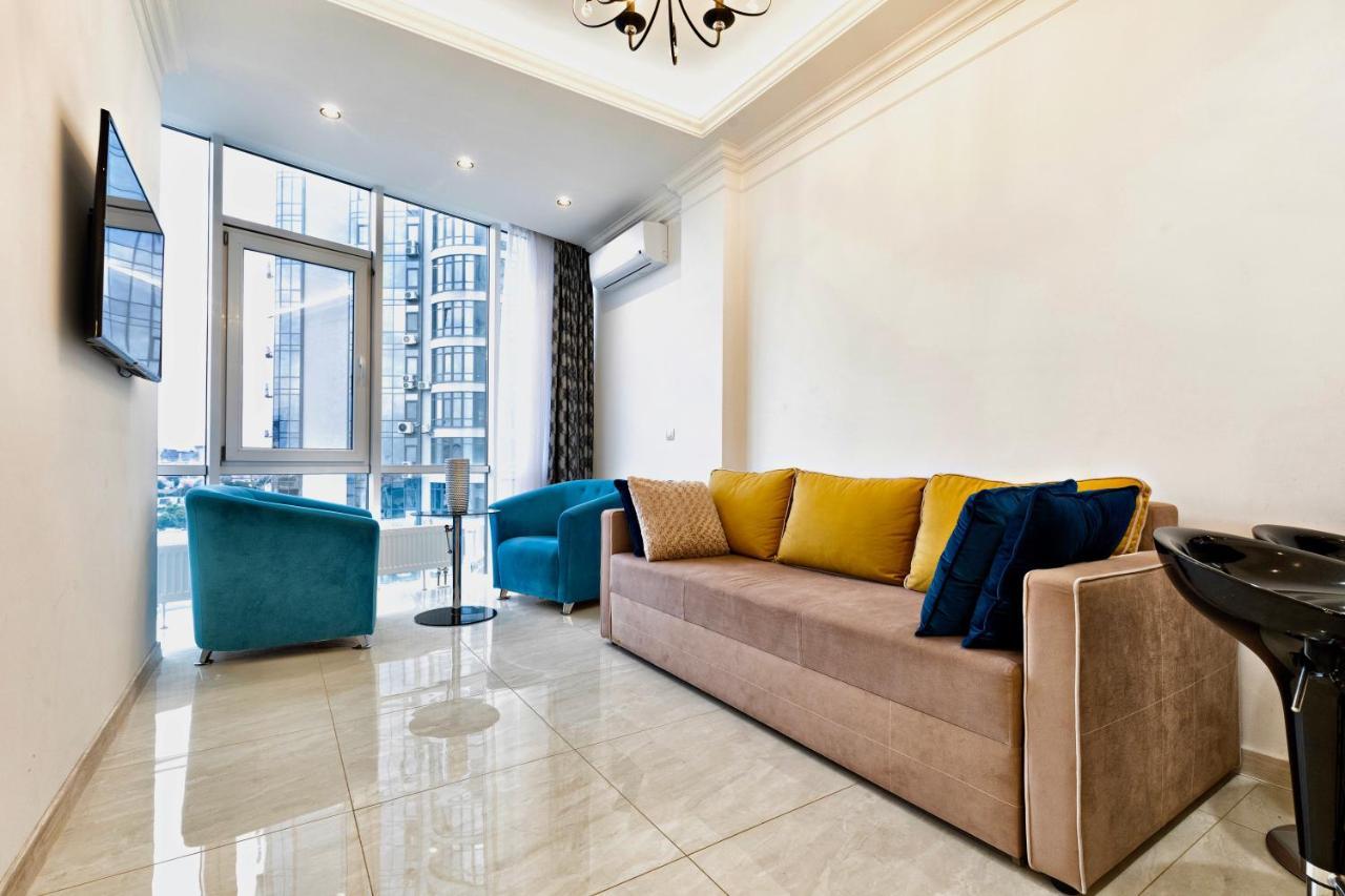 Panoramic Plaza Apartments Odesa Exterior photo