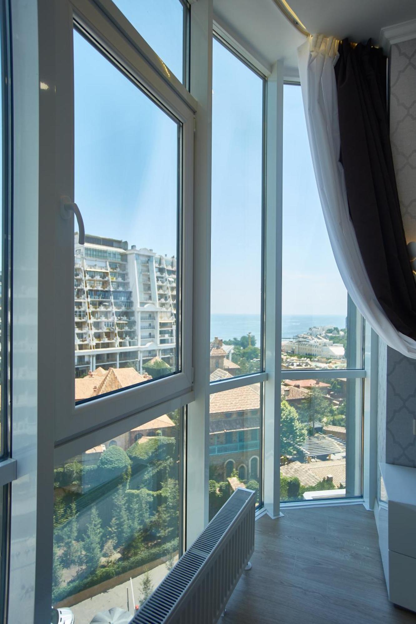 Panoramic Plaza Apartments Odesa Room photo
