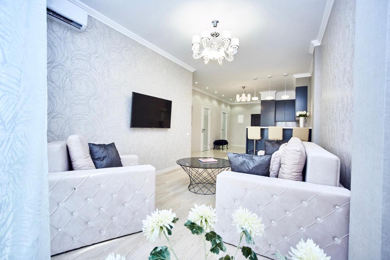 Panoramic Plaza Apartments Odesa Exterior photo